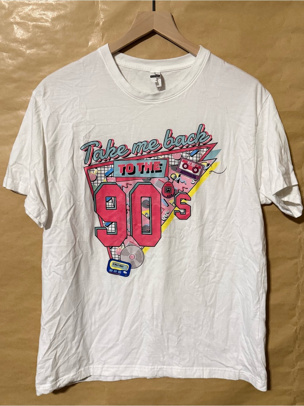 90s Nostalgia Graphic Tee Women’s Medium White Retro Y2K